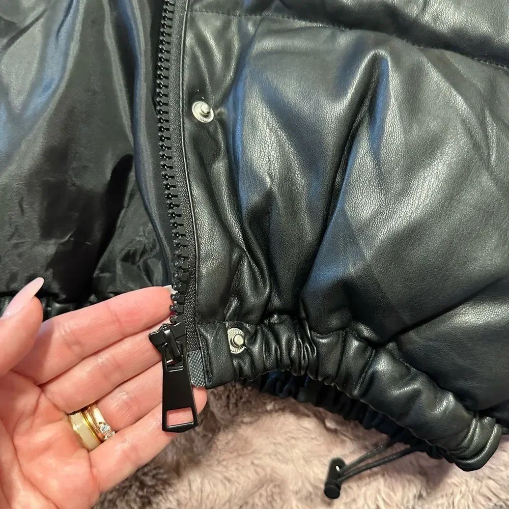 Black Puffer Jacket - Picture 5 of 7
